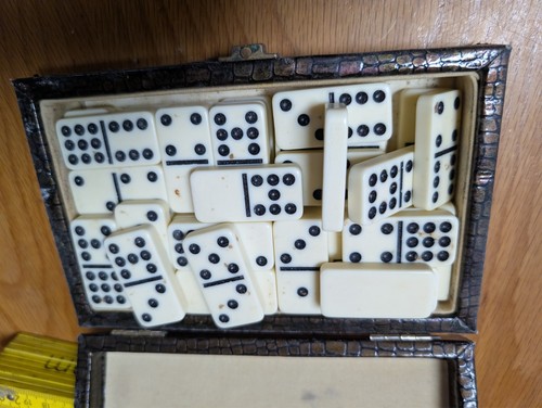 Historische domino spielbox - historische, domino-spielbox.